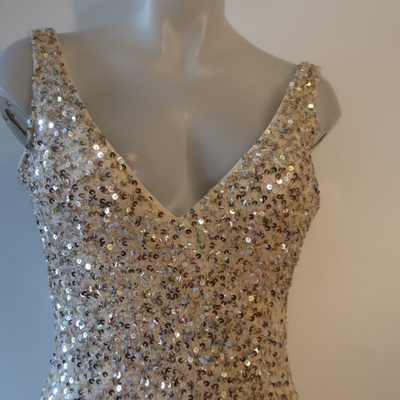 Womens MacDuggal Gold Sequin Evening Gown Dress 2 - Picture 4 of 8